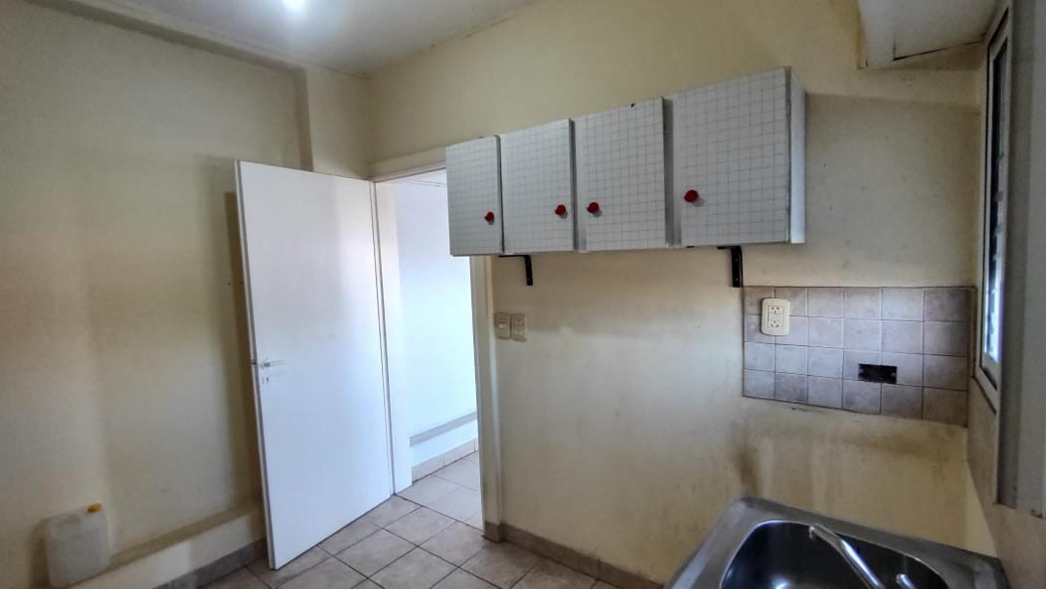 Alquiler de departamento de tres ambientes en Adrogué - 14