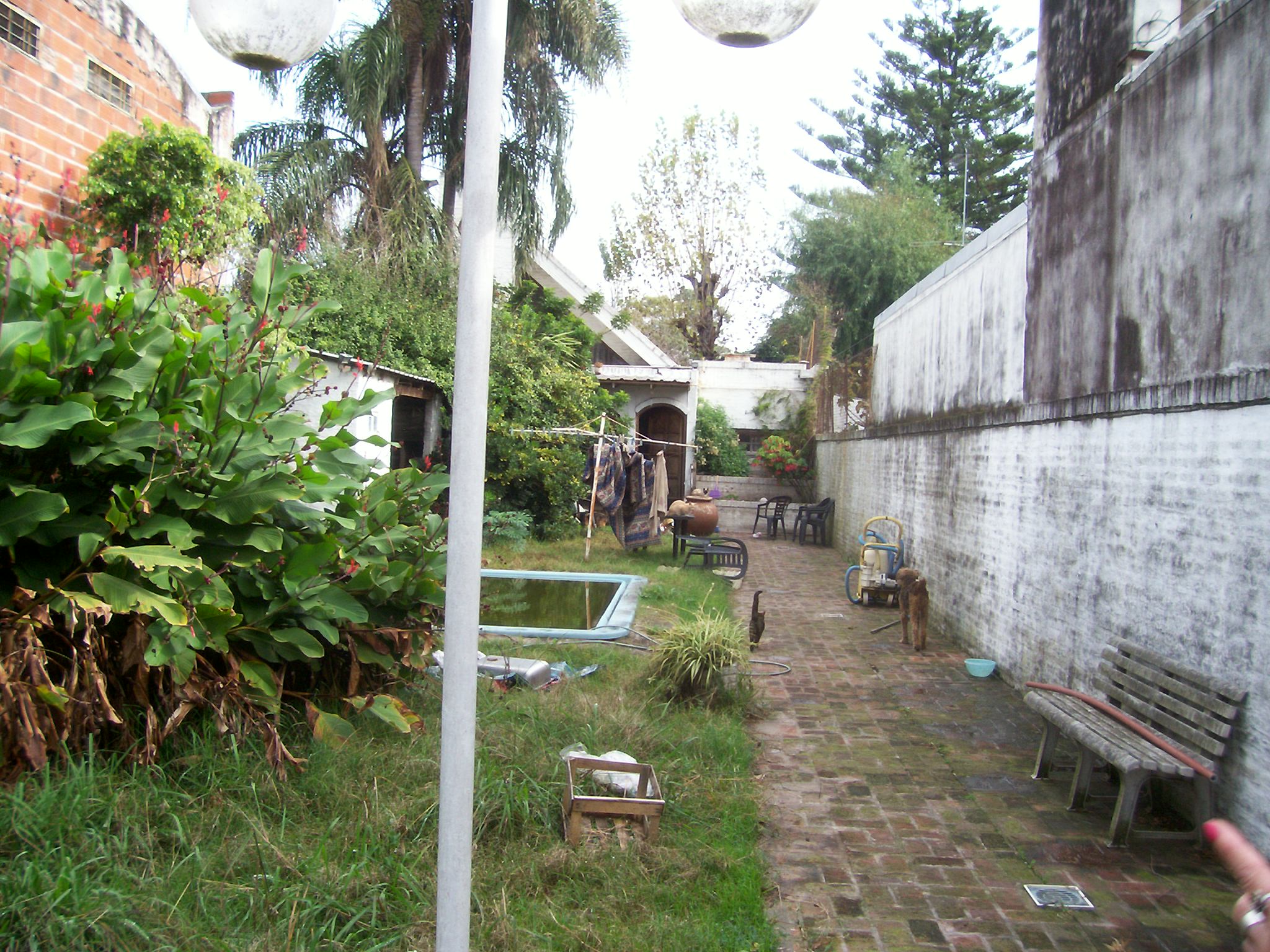 Chalet sobre amplio lote