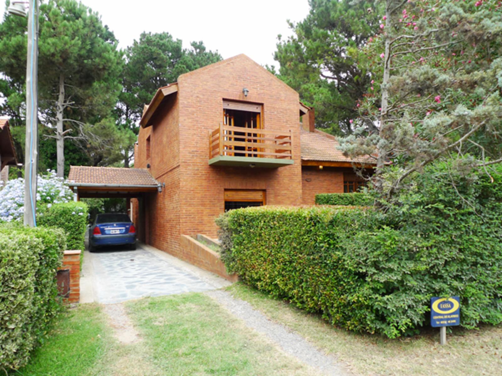 SE VENDE CASA EN PINAMAR A 5 CUADRAS DE LA PLAYA — foto 6