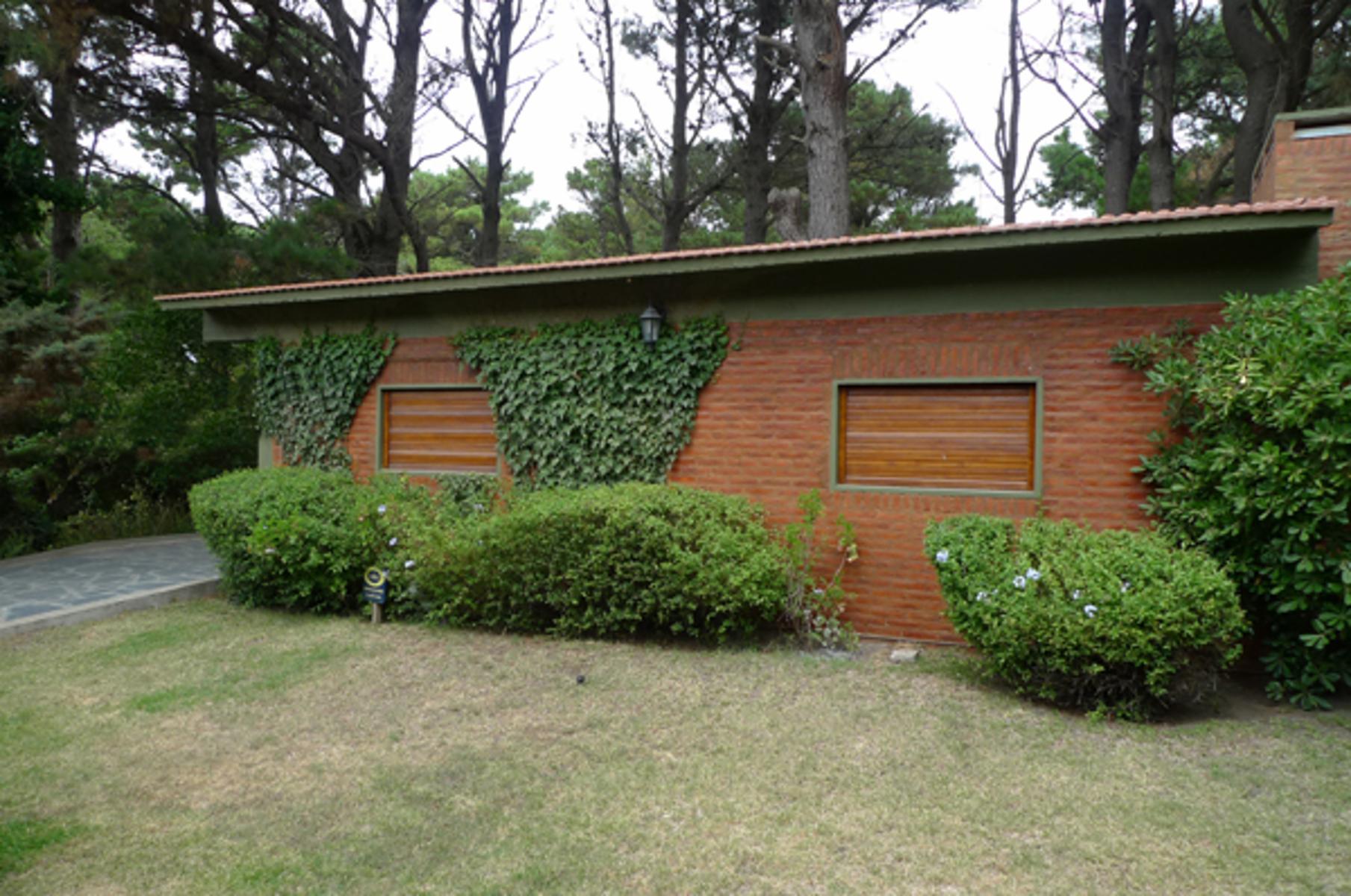 SE VENDE CASA EN PINAMAR A 5 CUADRAS DE LA PLAYA — foto 11