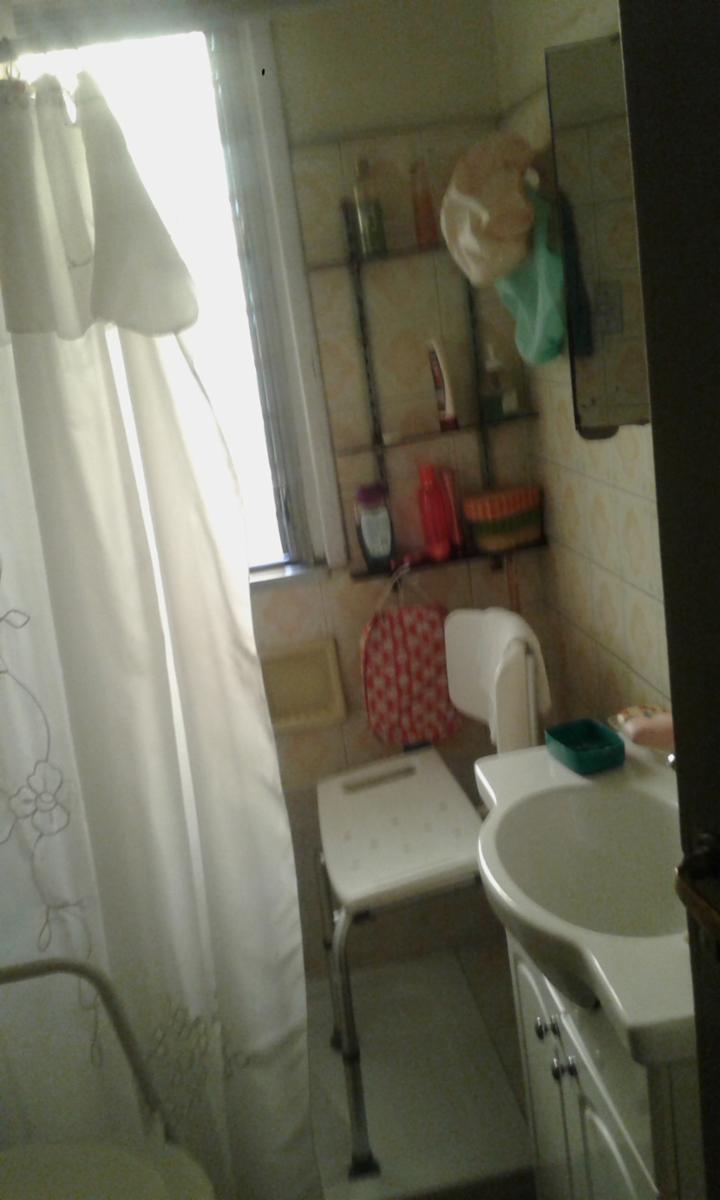 SE VENDE COMODA CASA DE 4 AMB EN CIUDAD JARDIN LOMAS DEL PALOMAR — foto 7