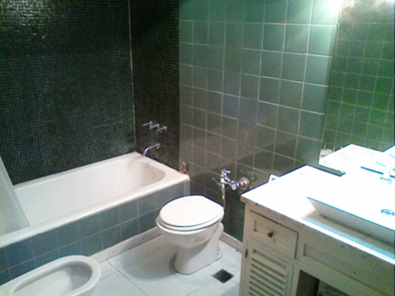 SE VENDE CASA EN BELGRANO (NO PAGA EXPENSAS) — foto 3