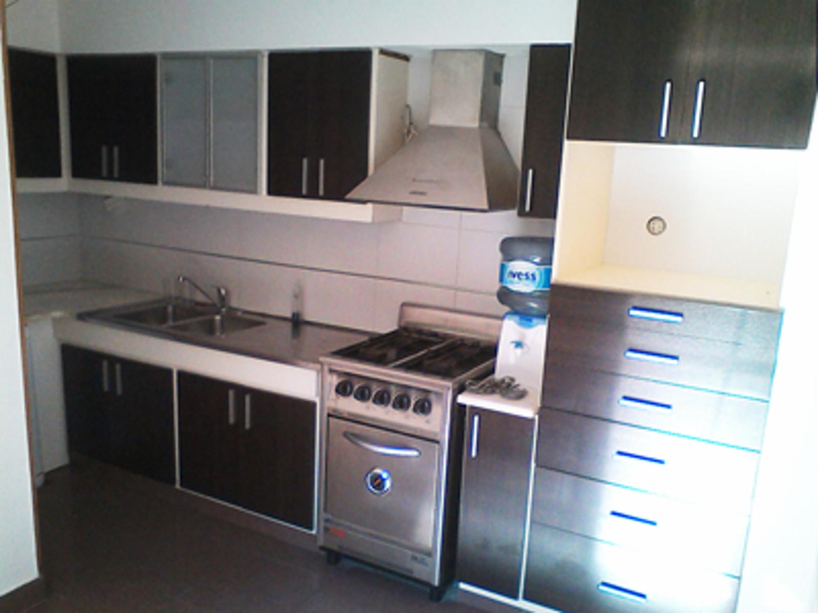 SE VENDE CASA EN BELGRANO (NO PAGA EXPENSAS) — foto 4