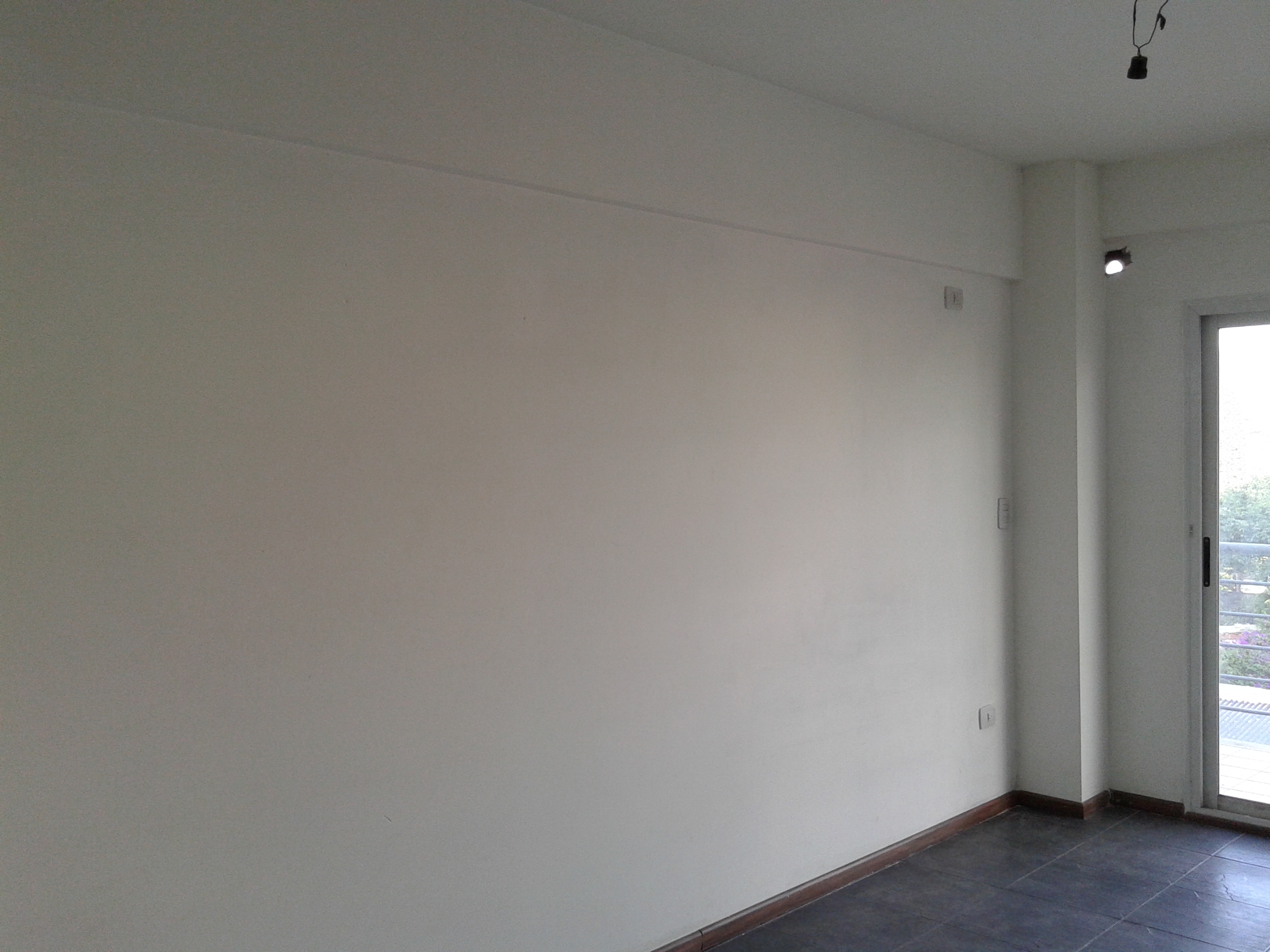 AMPLIO MONOAMBIENTE CON BALCON