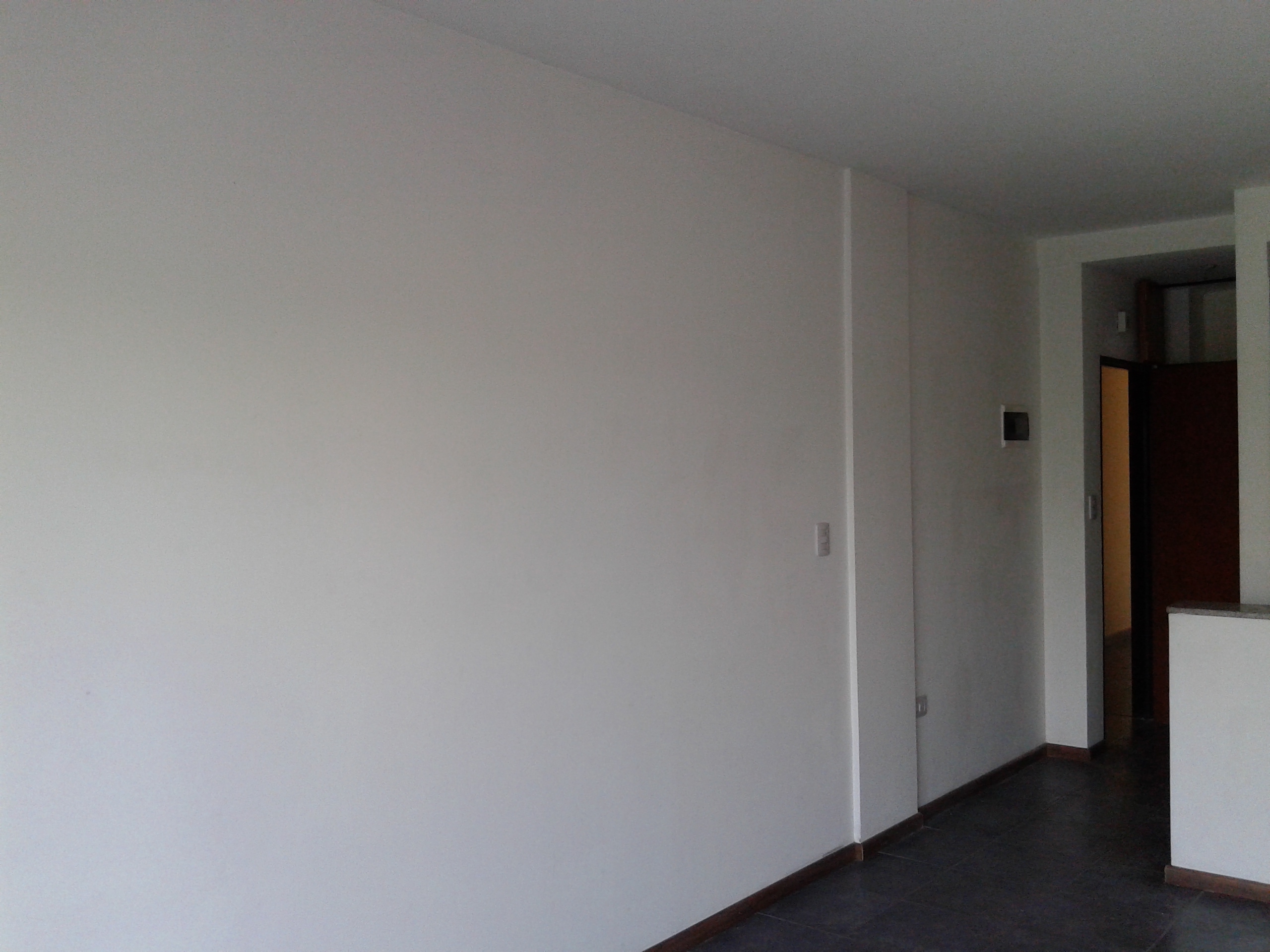 AMPLIO MONOAMBIENTE CON BALCON — foto 2