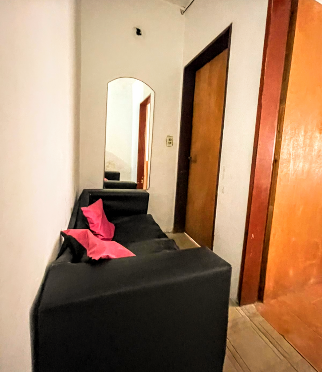 OPORTUNIDAD - CASA CON DOS DORMITORIOS CON BUEN FONDO MAS UN DEPARTAMENTO-GRAL RODRIGUEZ GENTRO — foto 11