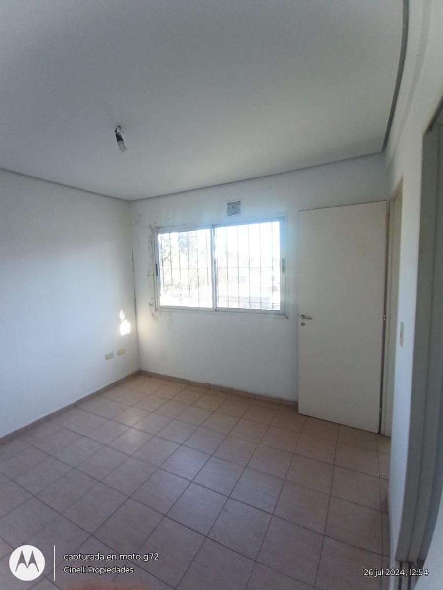 departamento en oferta en el centro de Moreno — foto 3