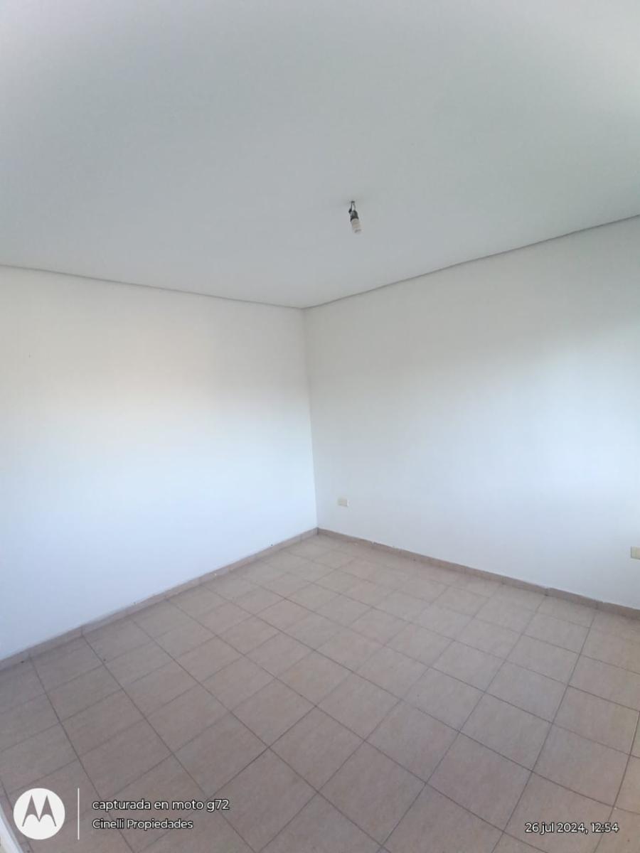 departamento en oferta en el centro de Moreno — foto 4
