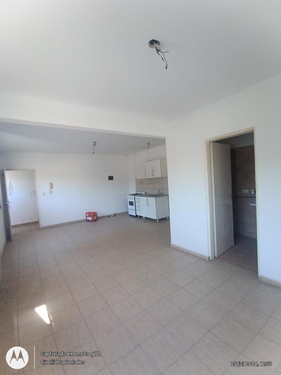 departamento en oferta en el centro de Moreno — foto 9