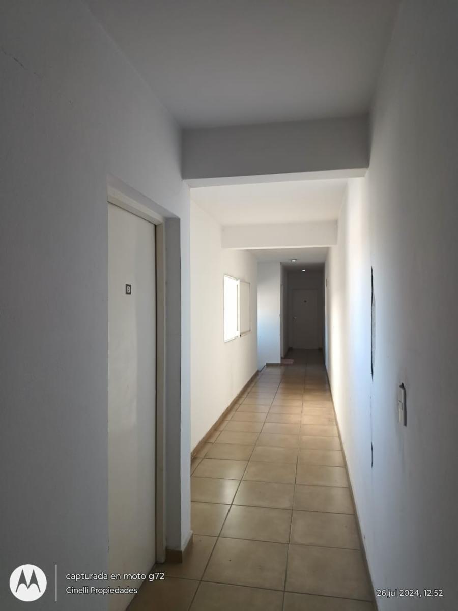 departamento en oferta en el centro de Moreno — foto 13