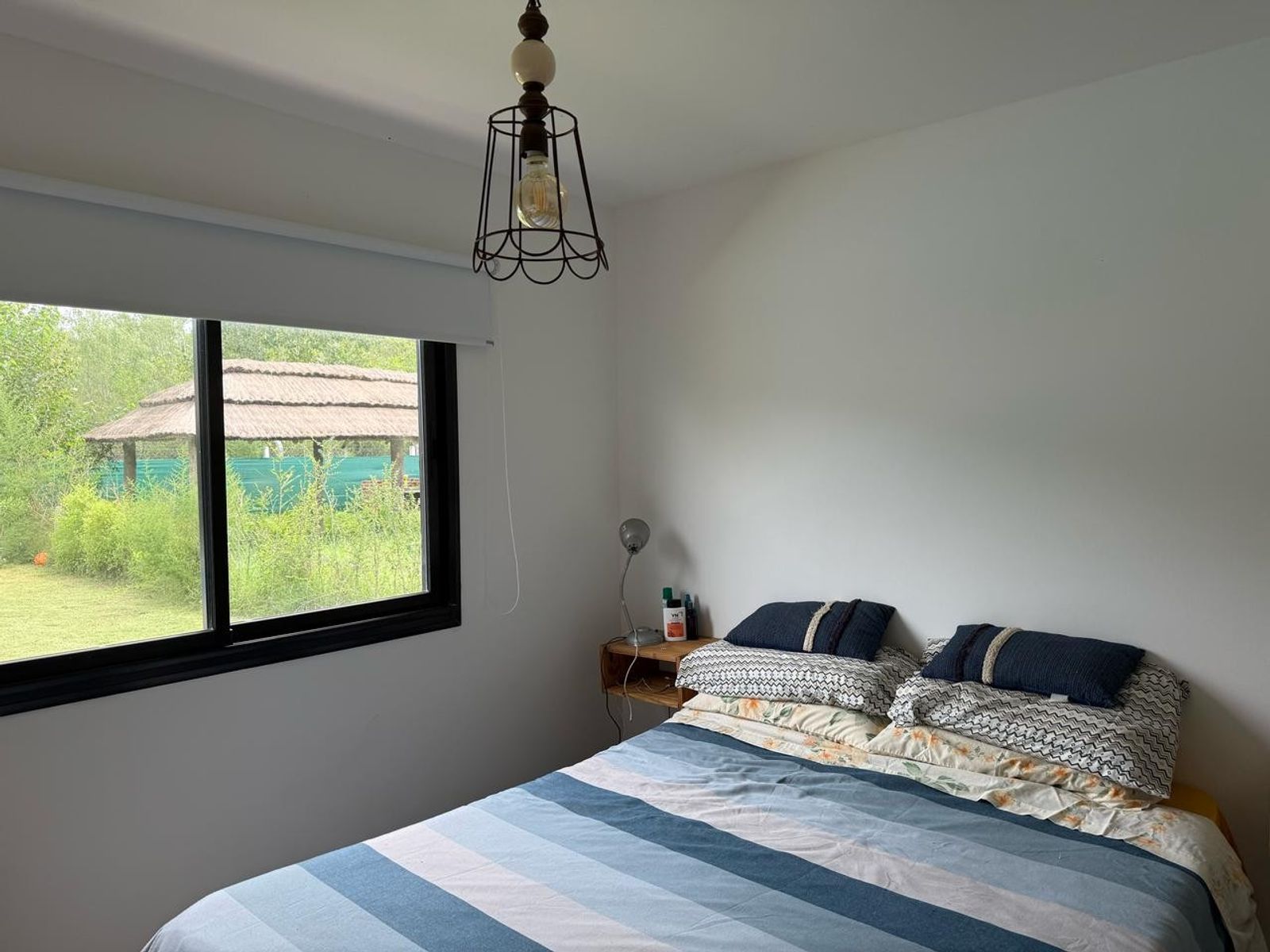 Excelente casa en barrio cerrado con pileta, quincho y parrilla. Toda amoblada — foto 8