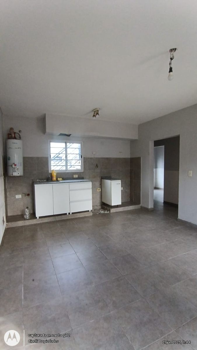 Cómoda vivienda con 2 dormitorios en alquiler Moreno centro - 6