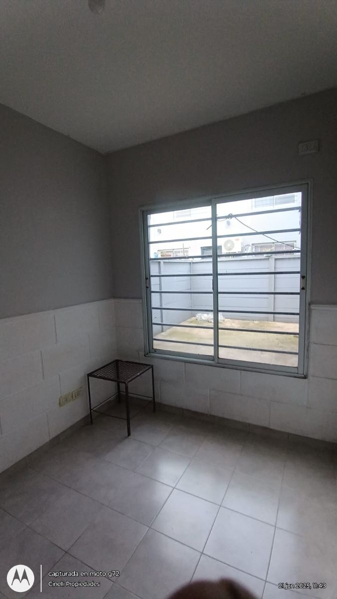 Cómoda vivienda con 2 dormitorios en alquiler Moreno centro - 9