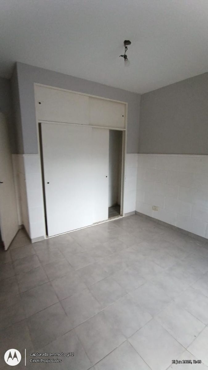 Cómoda vivienda con 2 dormitorios en alquiler Moreno centro - 11