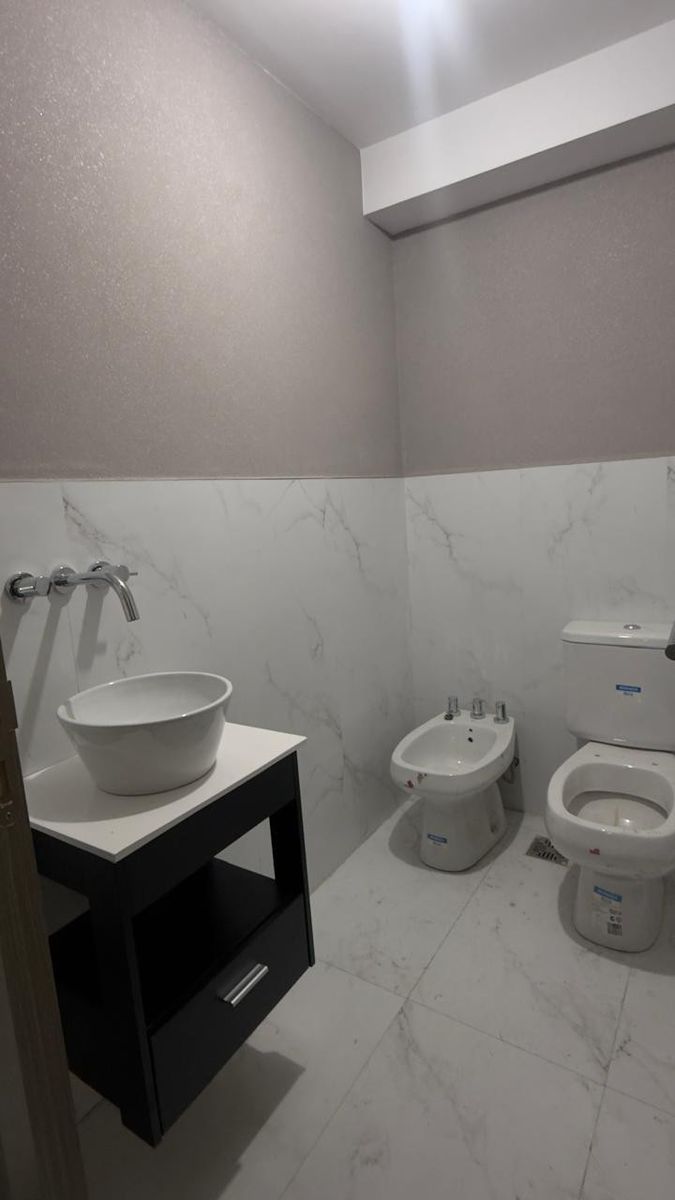 Estrenar en Floresta: 1 y 2 Ambientes con Balcón