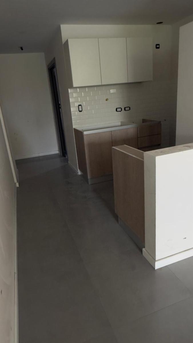 Estrenar en Floresta: 1 y 2 Ambientes con Balcón — foto 2