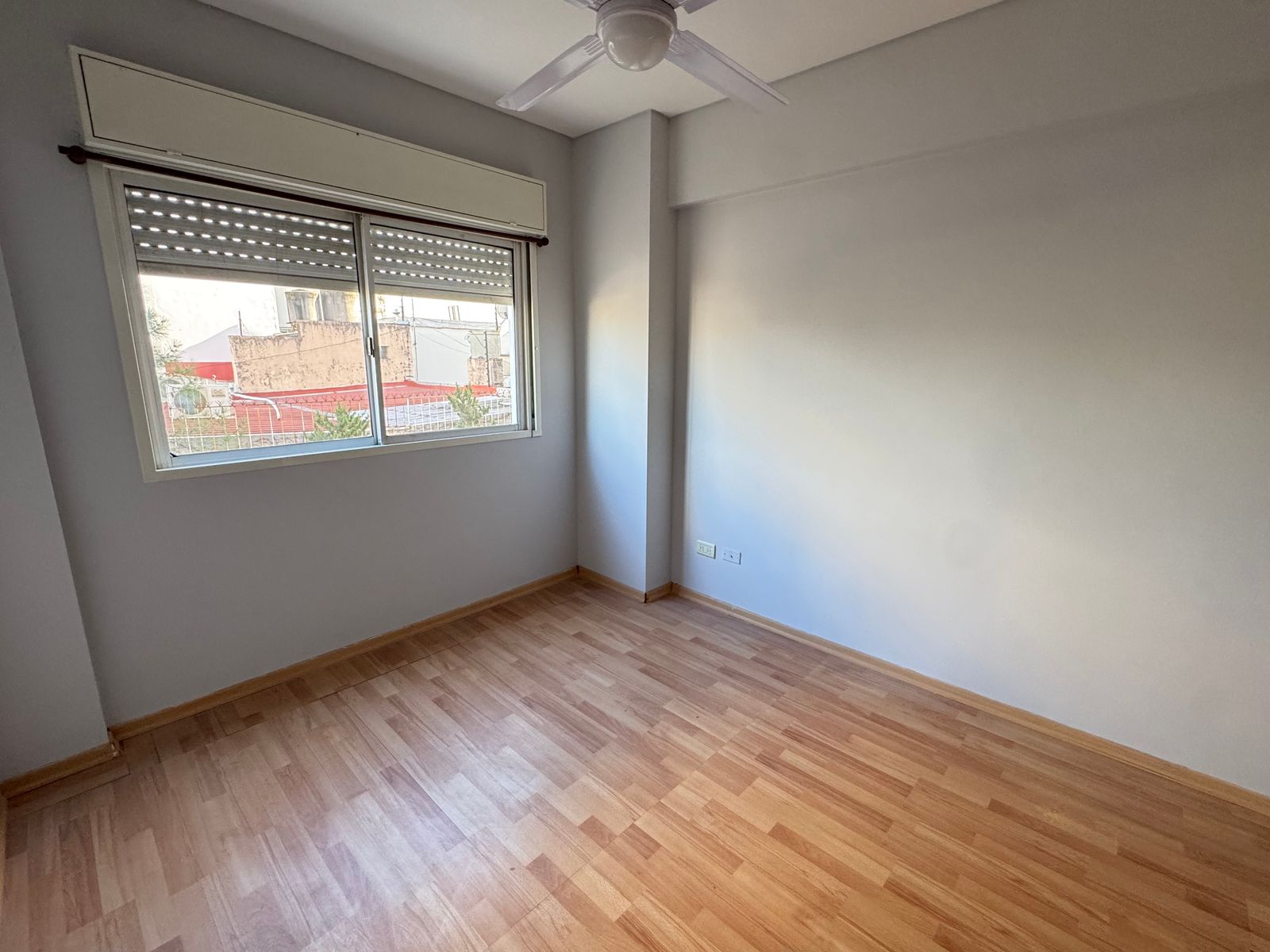 Semipiso 2 ambientes impecable Apto Credito - 16