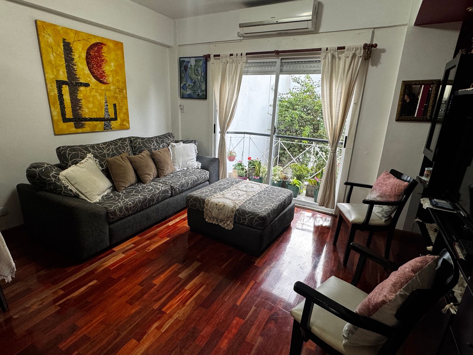 Hermoso PH en Triplex con Terraza Privada y Entorno Verde - Apto Crédito - 2