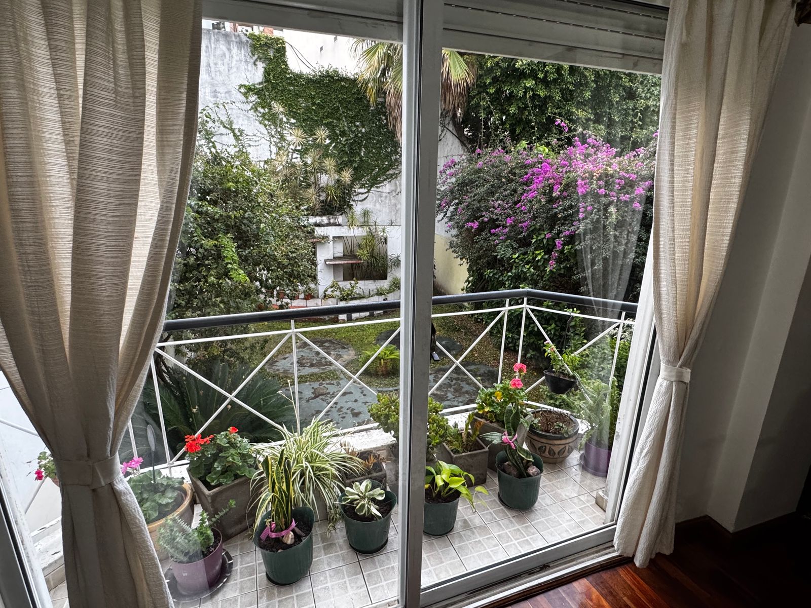 Hermoso PH en Triplex con Terraza Privada y Entorno Verde - Apto Crédito - 3