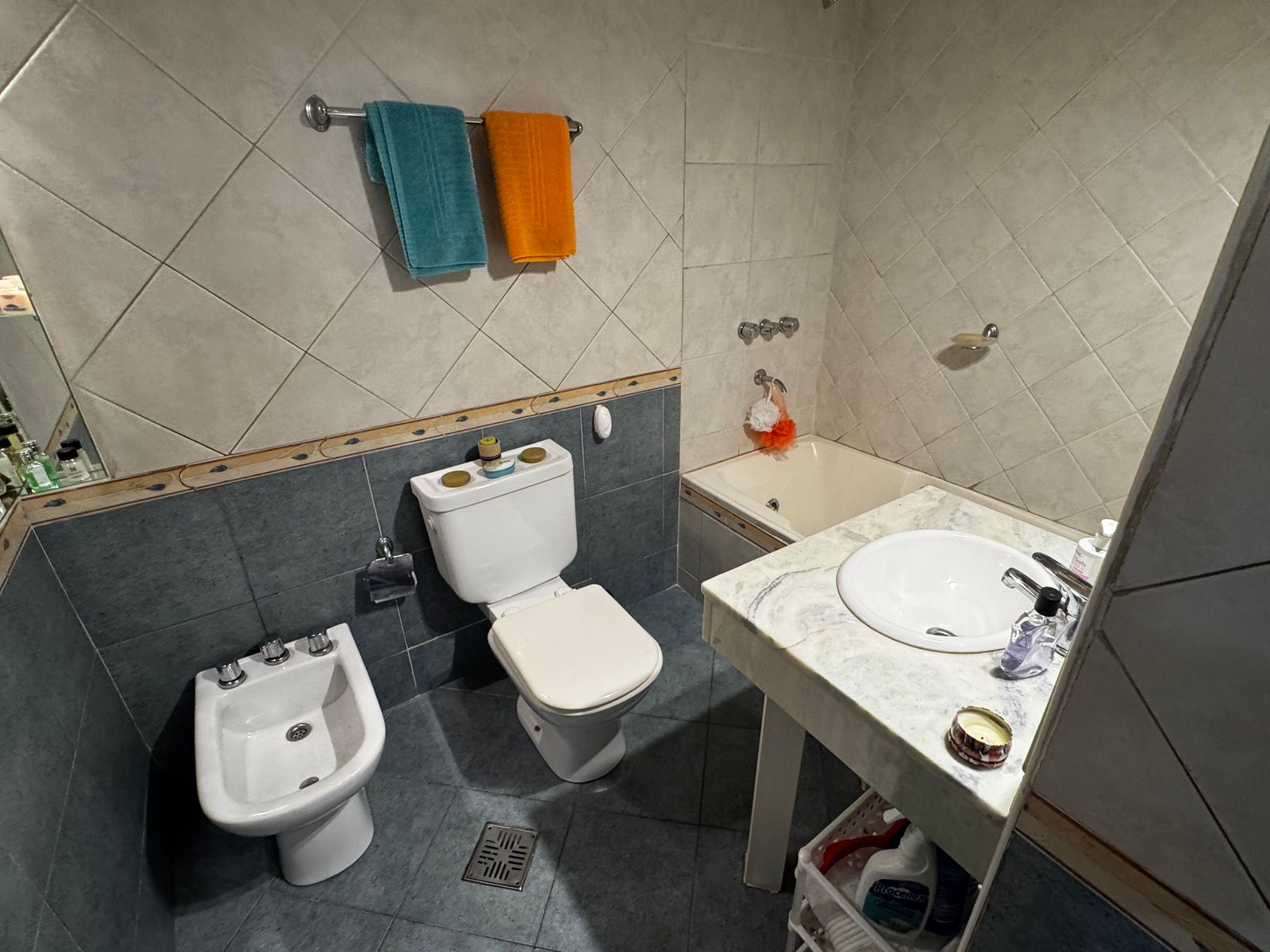 Hermoso PH en Triplex con Terraza Privada y Entorno Verde - Apto Crédito - 15