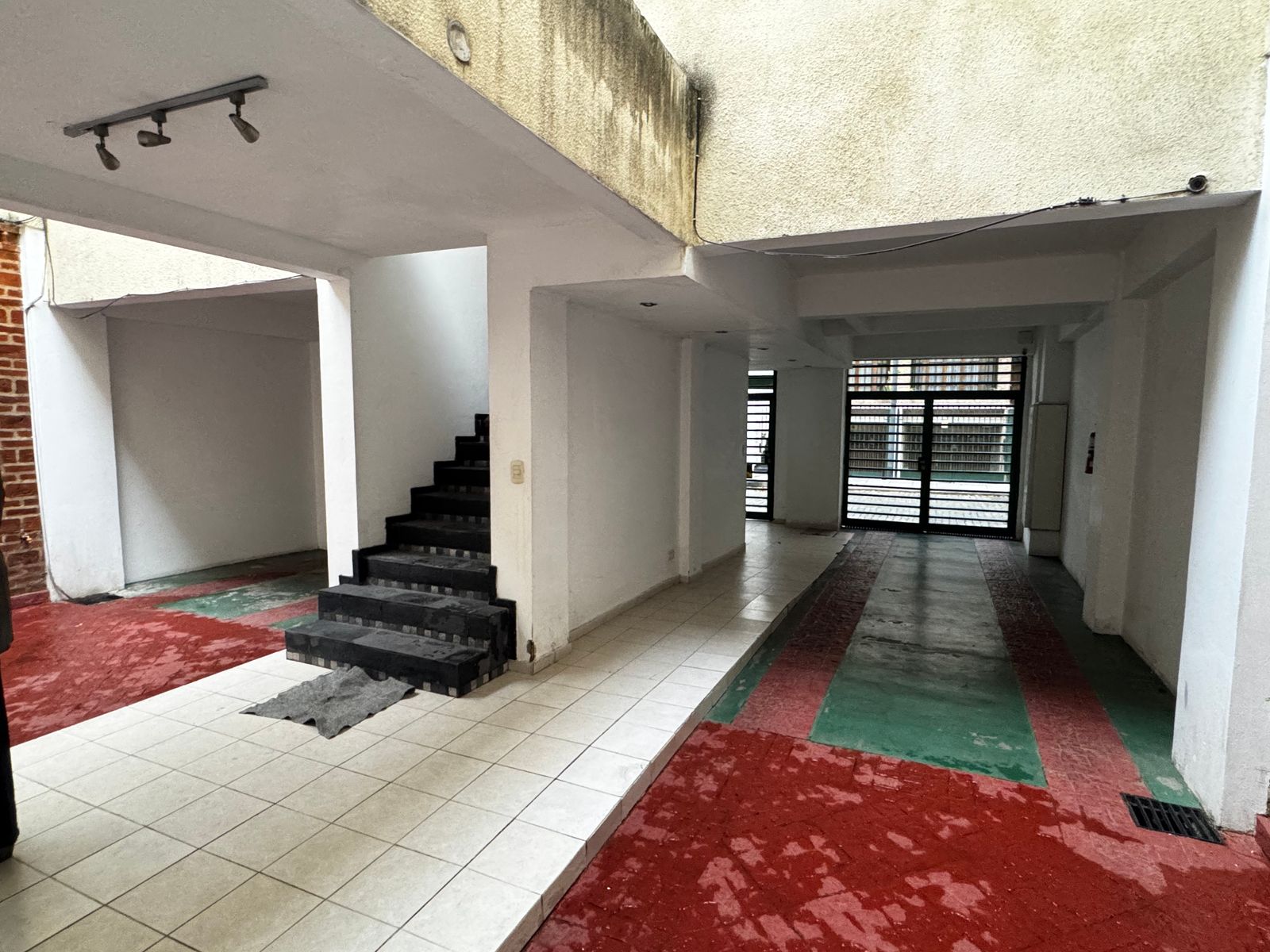 Hermoso PH en Triplex con Terraza Privada y Entorno Verde - Apto Crédito - 33