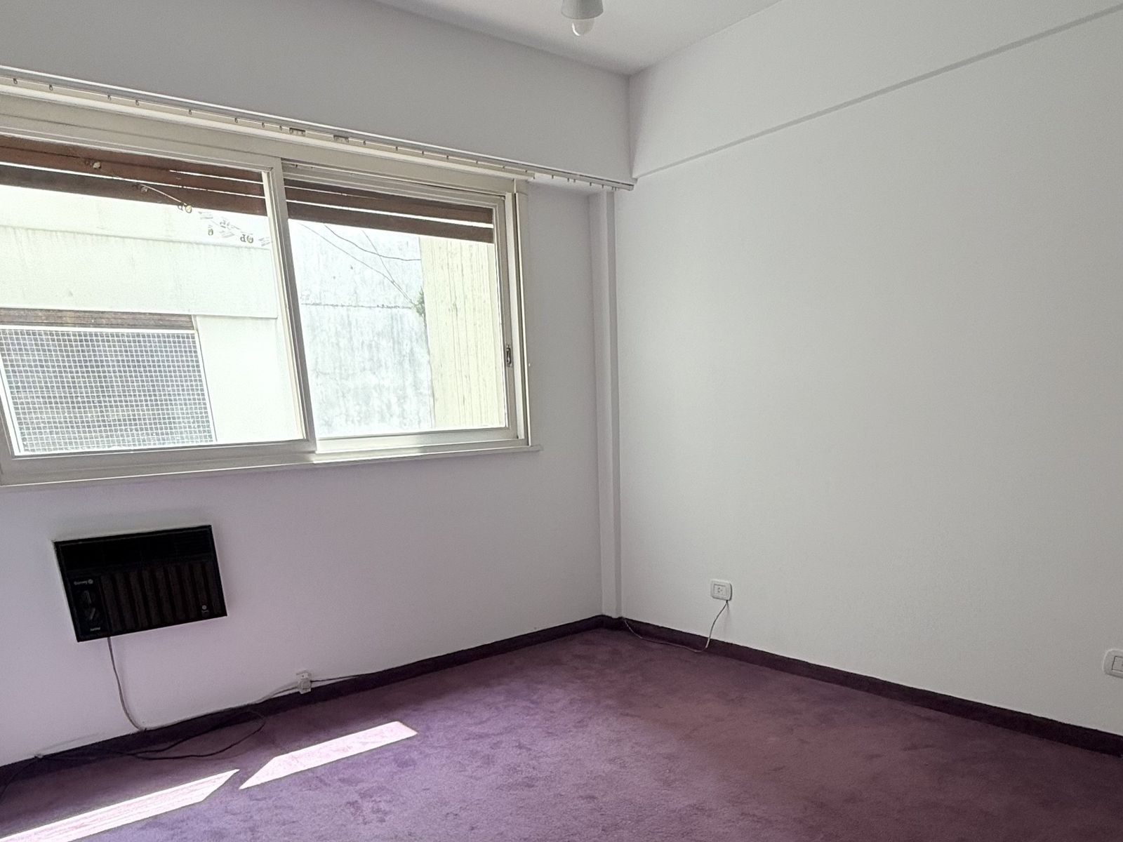 Semipiso 5 ambientes con cochera y dependencia - Apto Crédito - 27