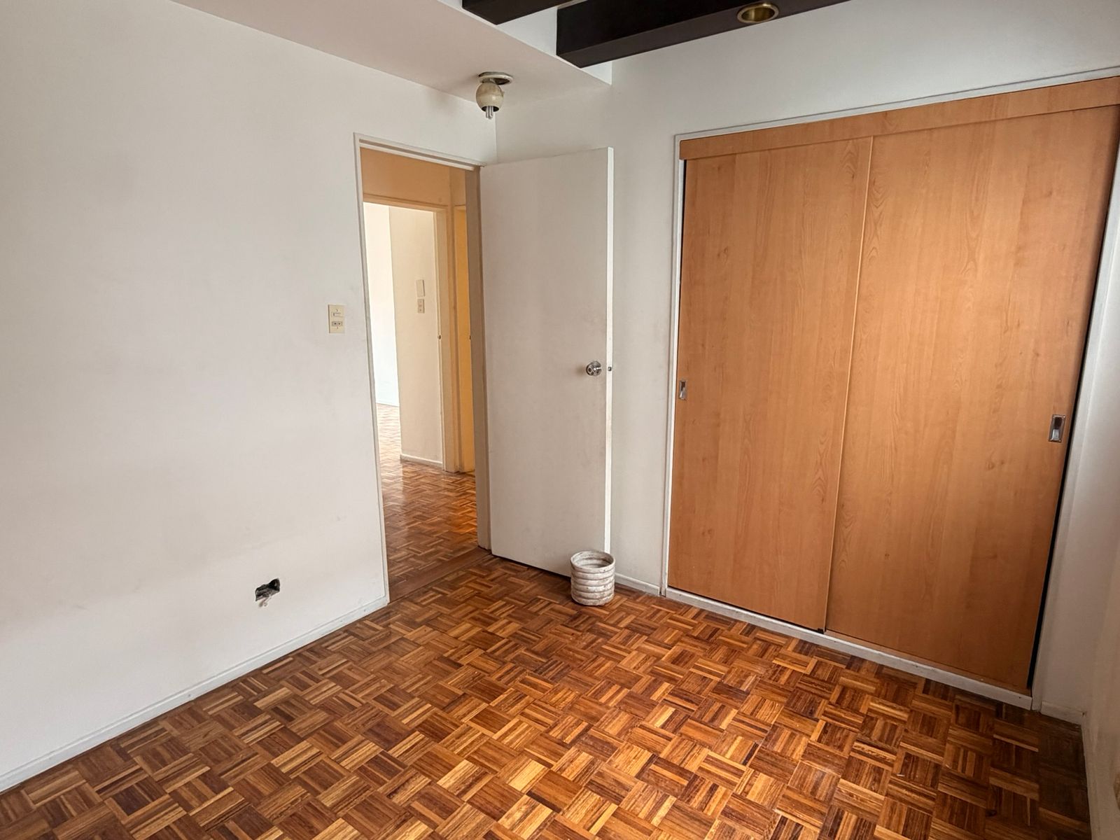 Departamento 4 ambientes súper luminoso con balcones en Tribunales - 30