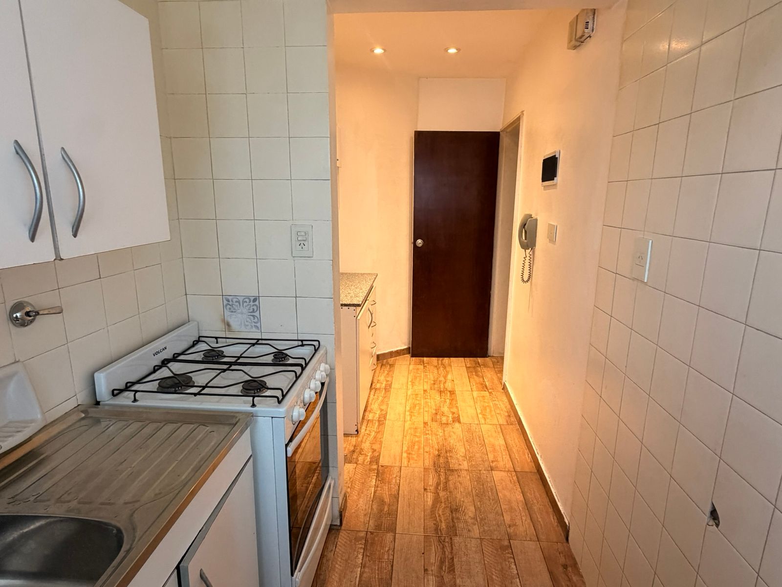 Departamento 4 ambientes súper luminoso con balcones en Tribunales - 43