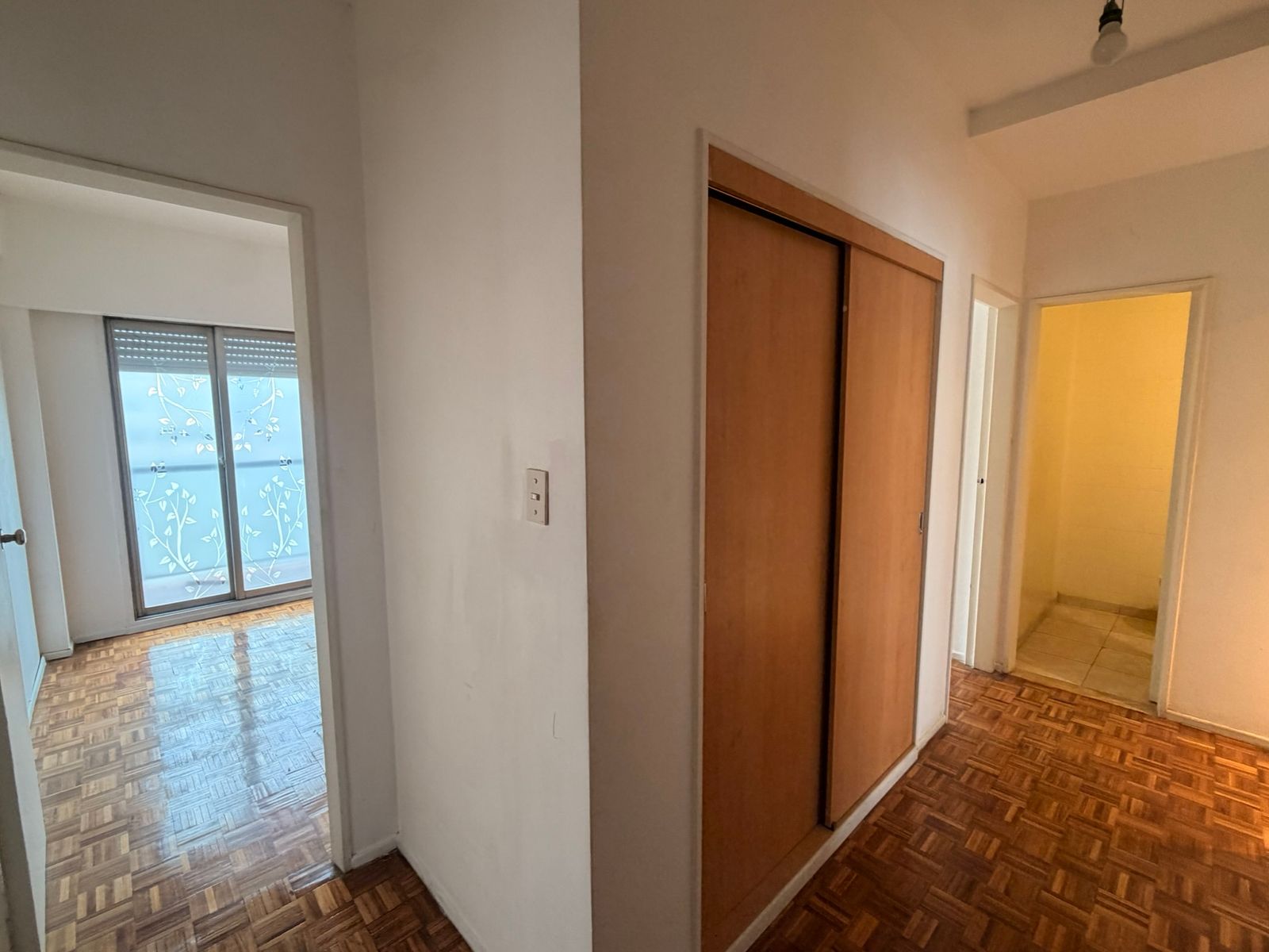 Departamento 4 ambientes súper luminoso con balcones en Tribunales - 18