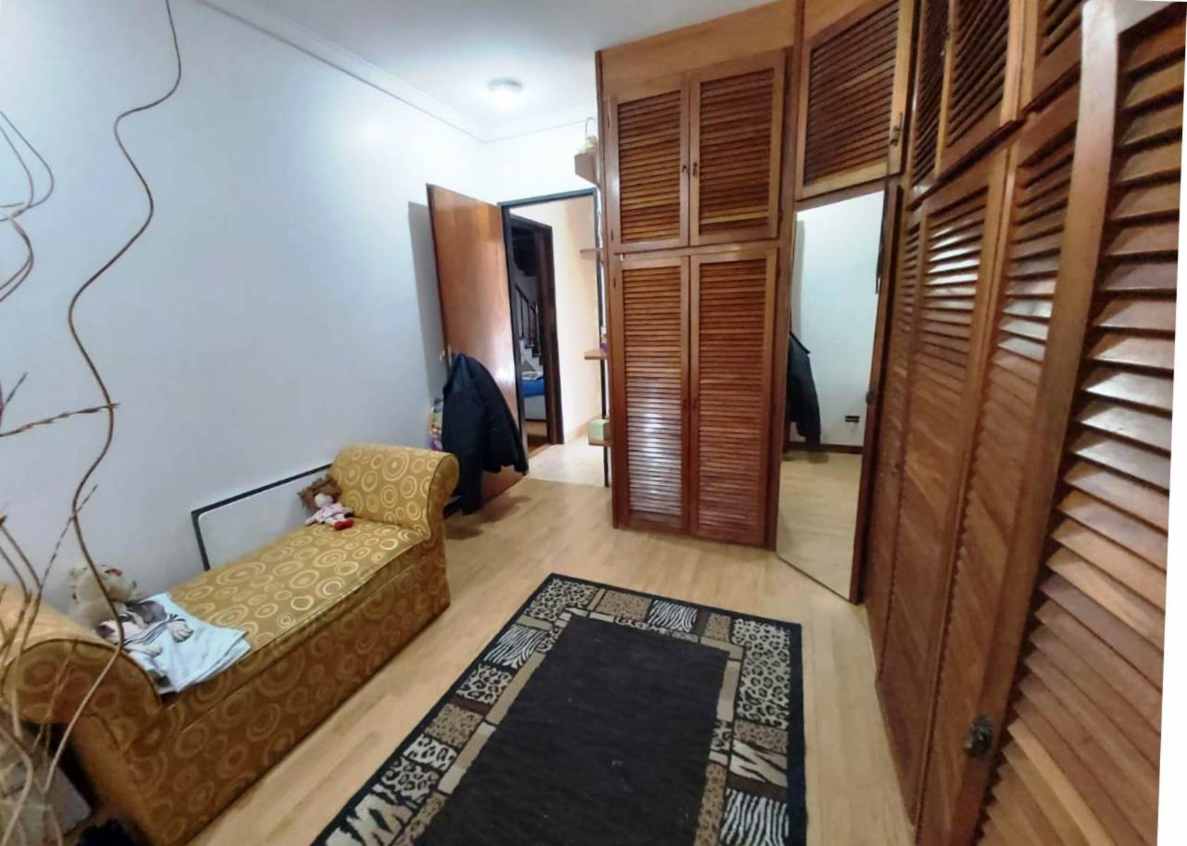 IMPORTANTE CHALET SOBRE 2 LOTES EN EL PALOMAR DE 4/5 AMBIENTES. — foto 10