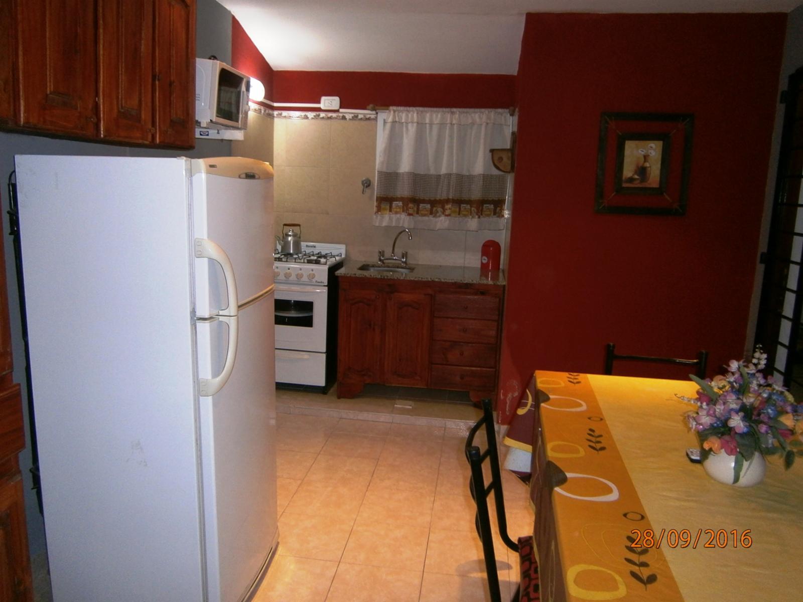 Departamento en Ph , 2 ambientes a 2 cuadras del mar, exelente estado — foto 3