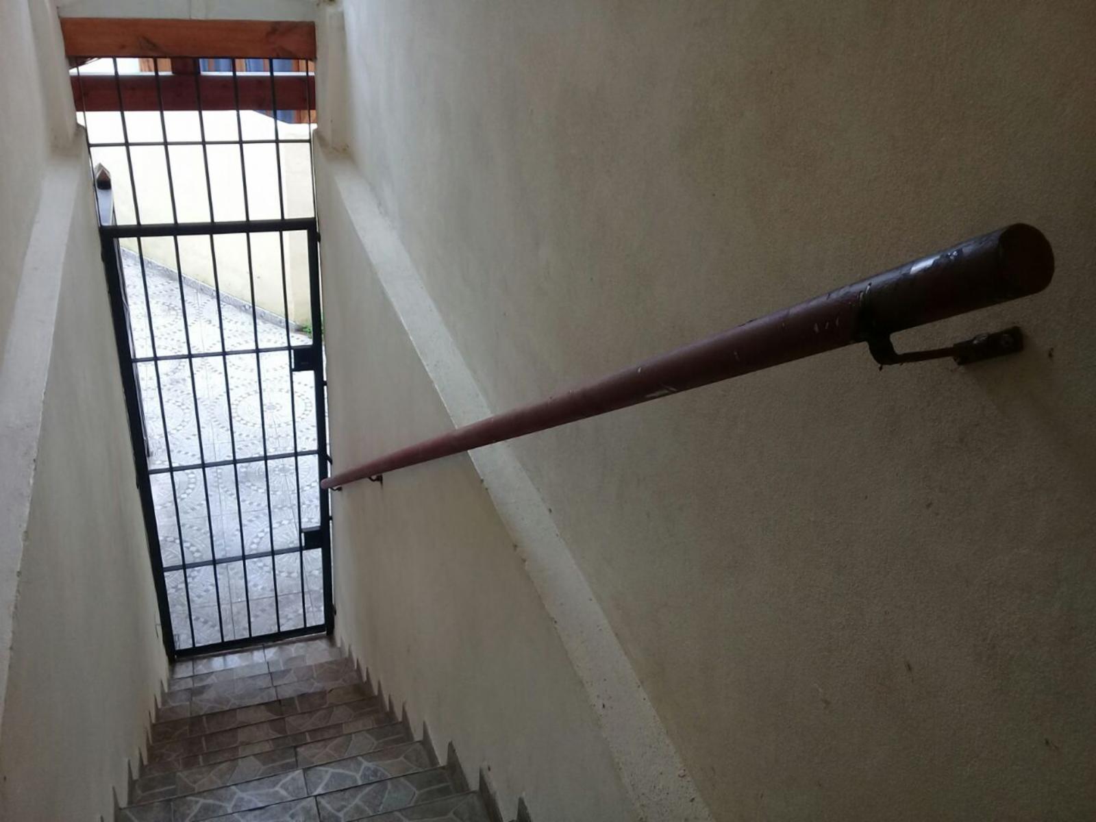 Duplex La Lucila , 2 dormitorios, uno en planta baja — foto 3