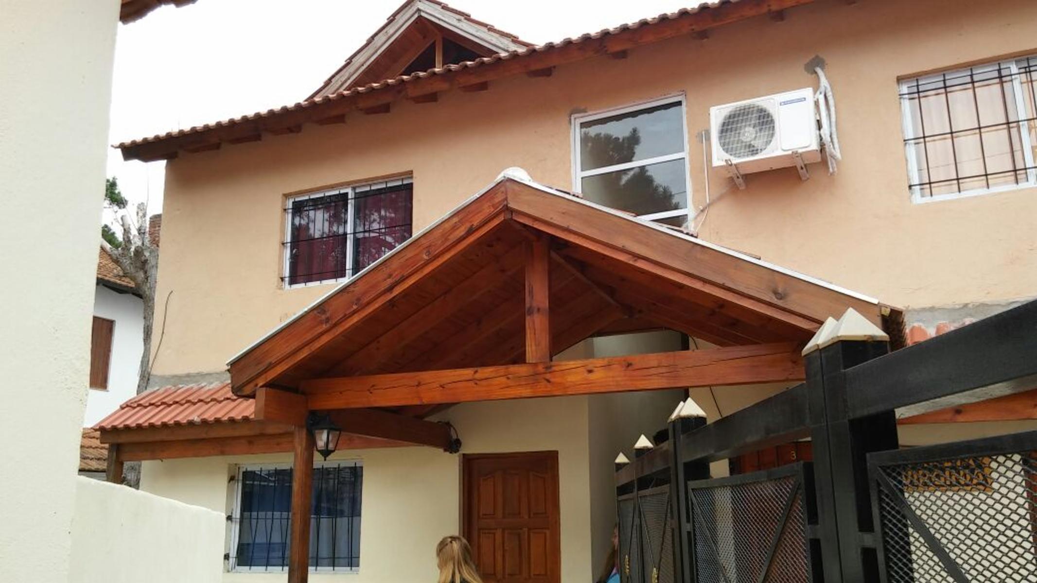 Duplex La Lucila , 2 dormitorios, uno en planta baja — foto 4