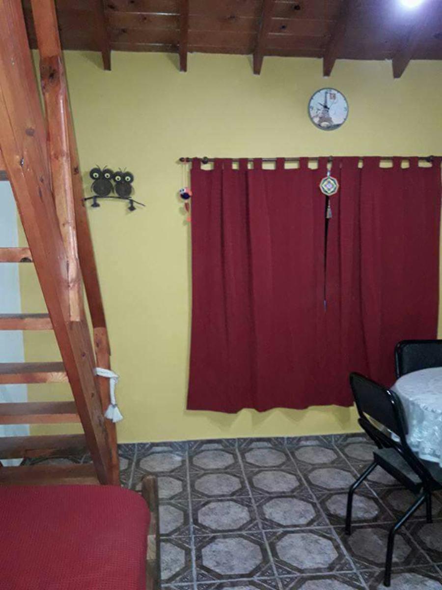 Duplex La Lucila , 2 dormitorios, uno en planta baja — foto 11