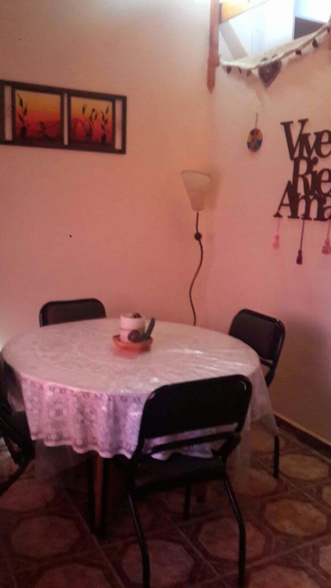 Duplex La Lucila , 2 dormitorios, uno en planta baja — foto 12