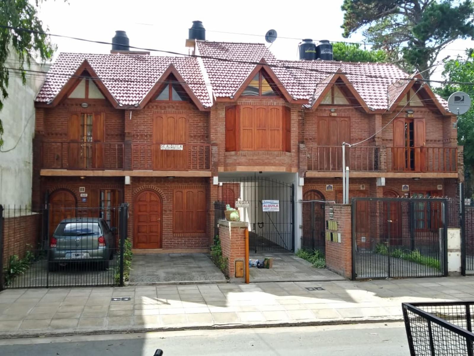 Triplex San Bernardo a 2 cuadras del mar , gas natural