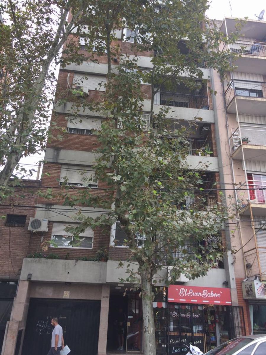 DEPARTAMENTO 2 AMBIENTES COCHERA OPCIONAL