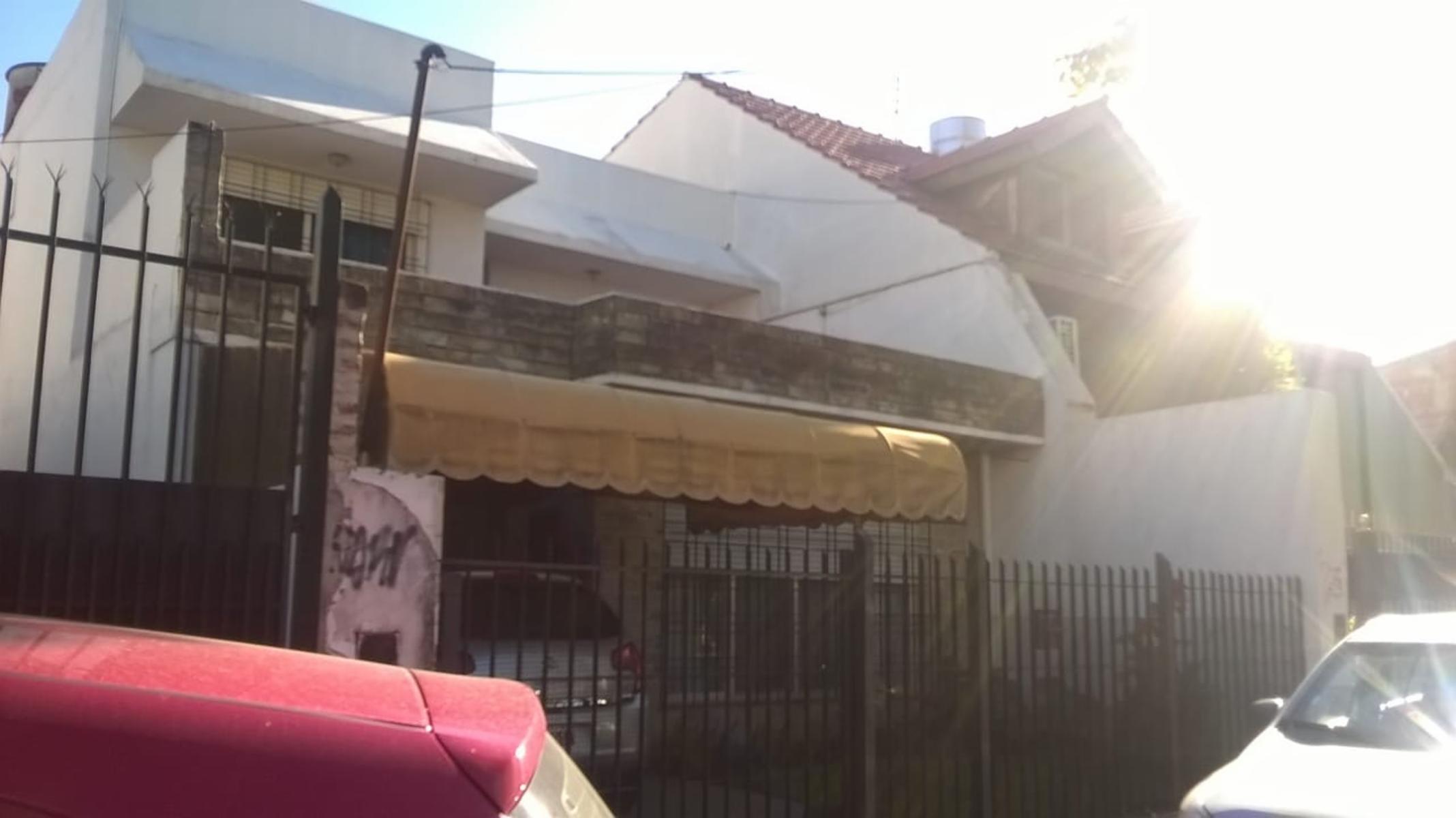 CASA AMERICANA 4 AMBIENTES — foto 2