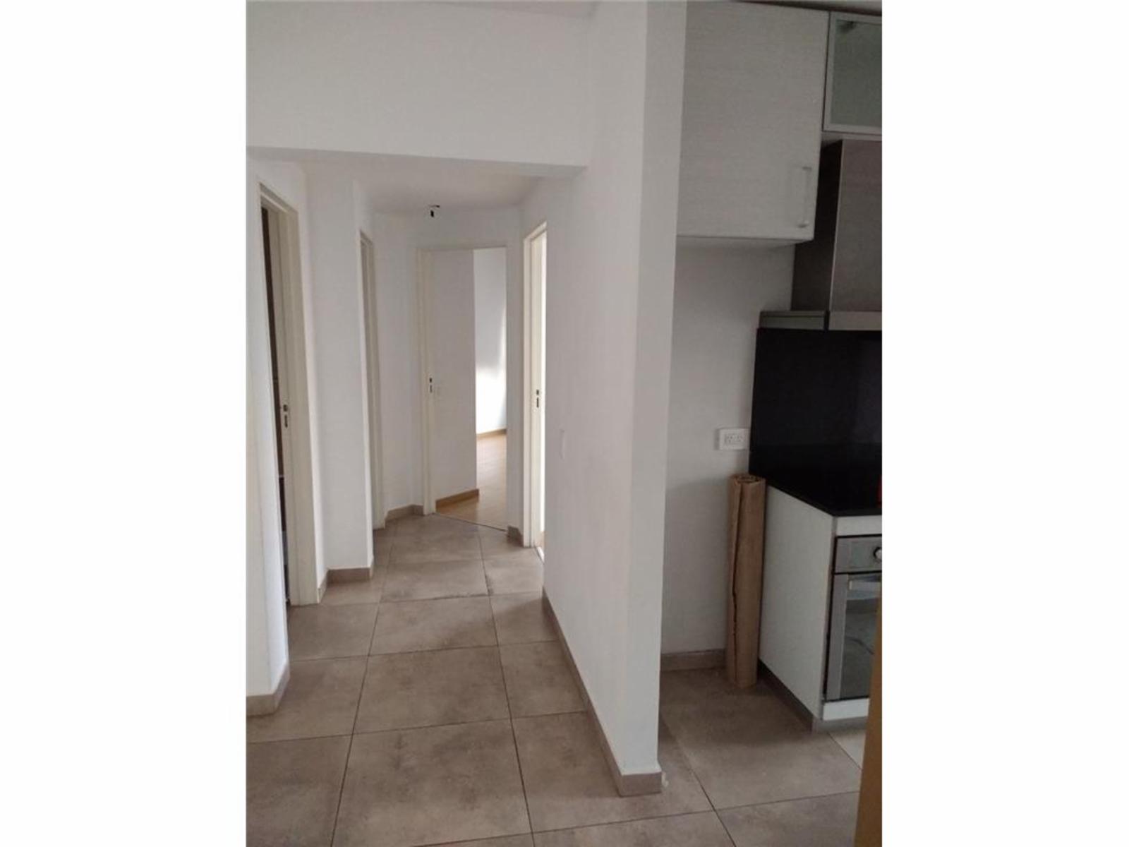 DEPARTAMENTO 3 AMBIENTES CON COCHERA CUBIERTA &quotnuevo precio&quot — foto 4
