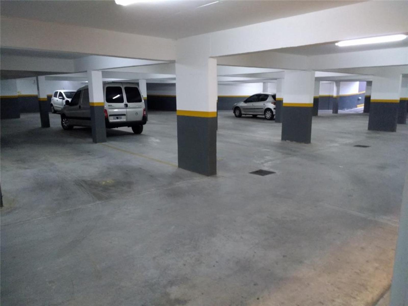 DEPARTAMENTO 3 AMBIENTES CON COCHERA CUBIERTA &quotnuevo precio&quot — foto 11