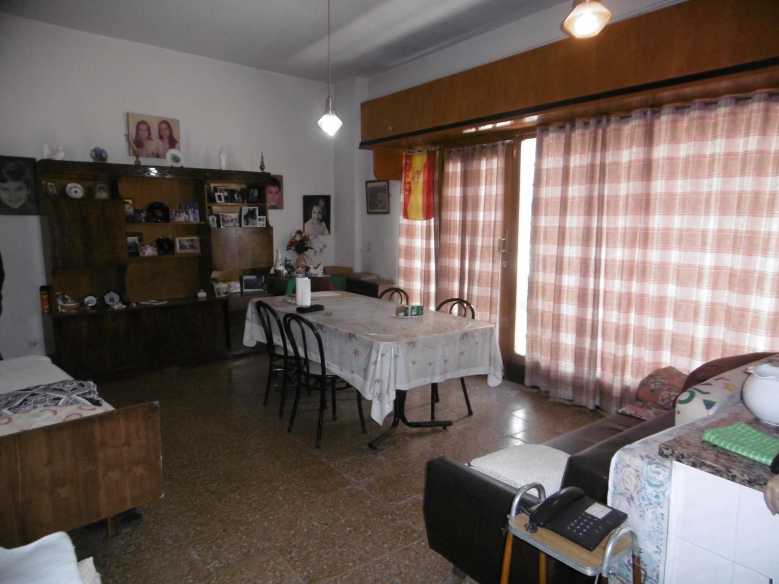 Casa 6amb lote propio 8,66x33mts 4 deptos s/subdiv local — foto 9