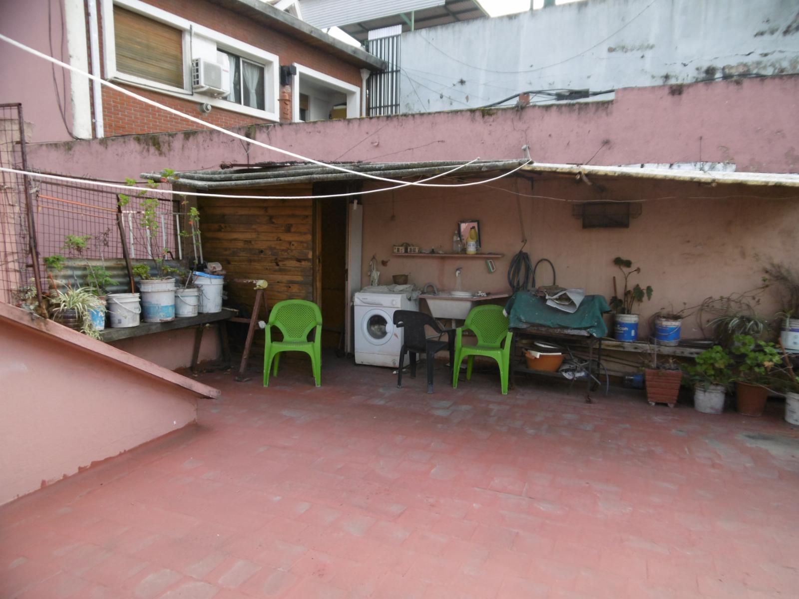 Casa 6amb lote propio 8,66x33mts 4 deptos s/subdiv local — foto 11