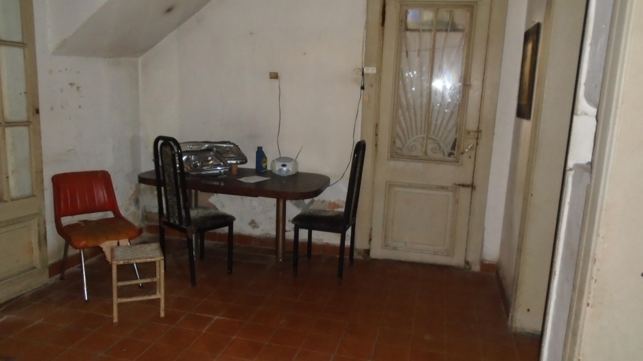 Casa 6amb en esquina en Pasajes de Parque Chacabuco Ideal 2 Flias A RECICLAR — foto 9