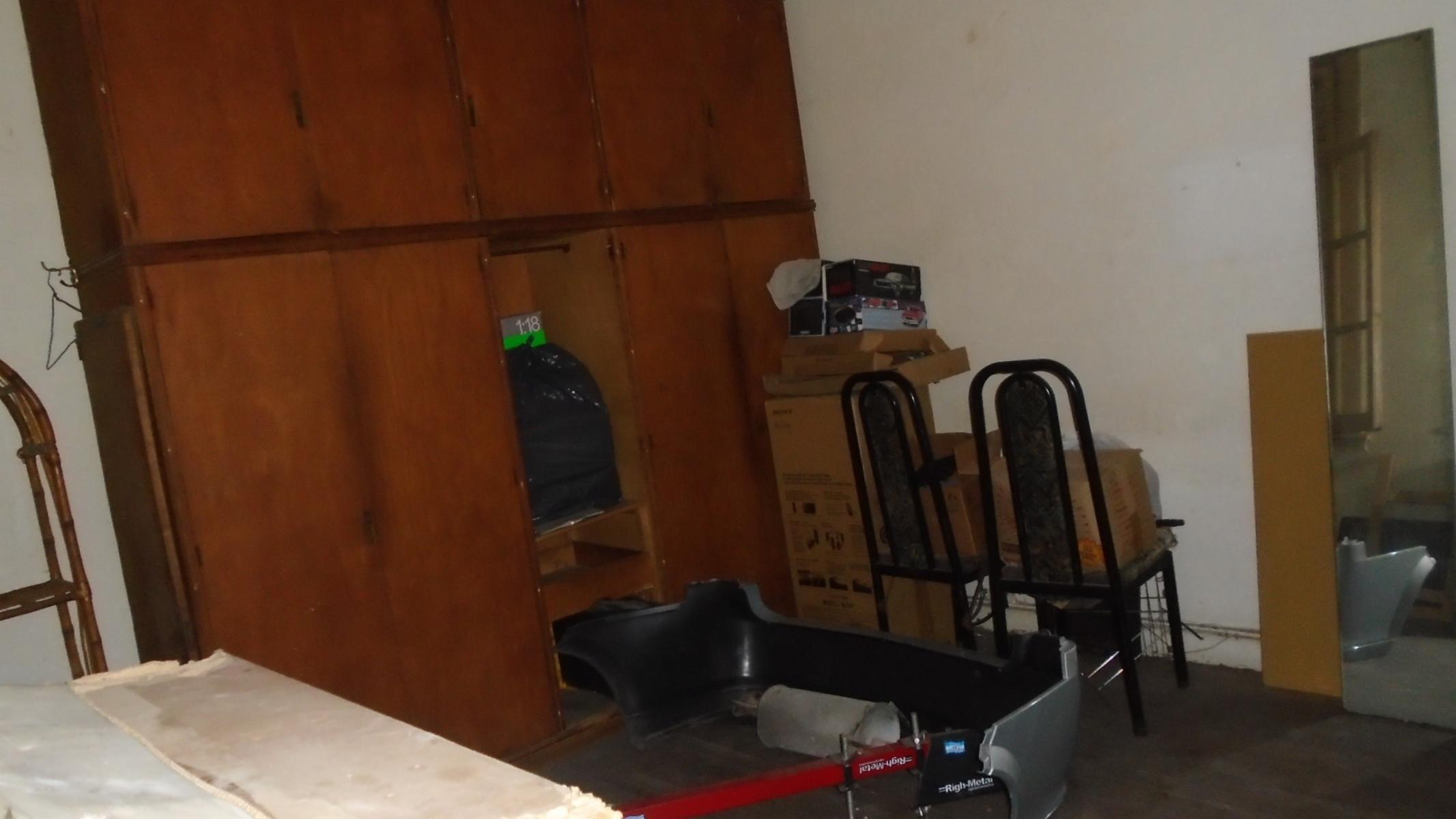 Casa 6amb en esquina en Pasajes de Parque Chacabuco Ideal 2 Flias A RECICLAR — foto 12