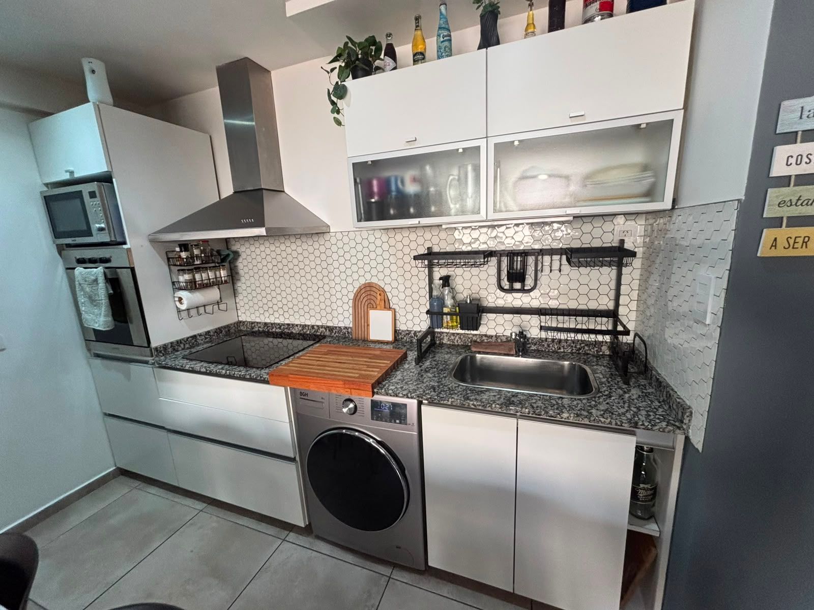 Hermoso Departamento de 2 1/2 Ambientes con Cochera (Apto Crédito) - 2