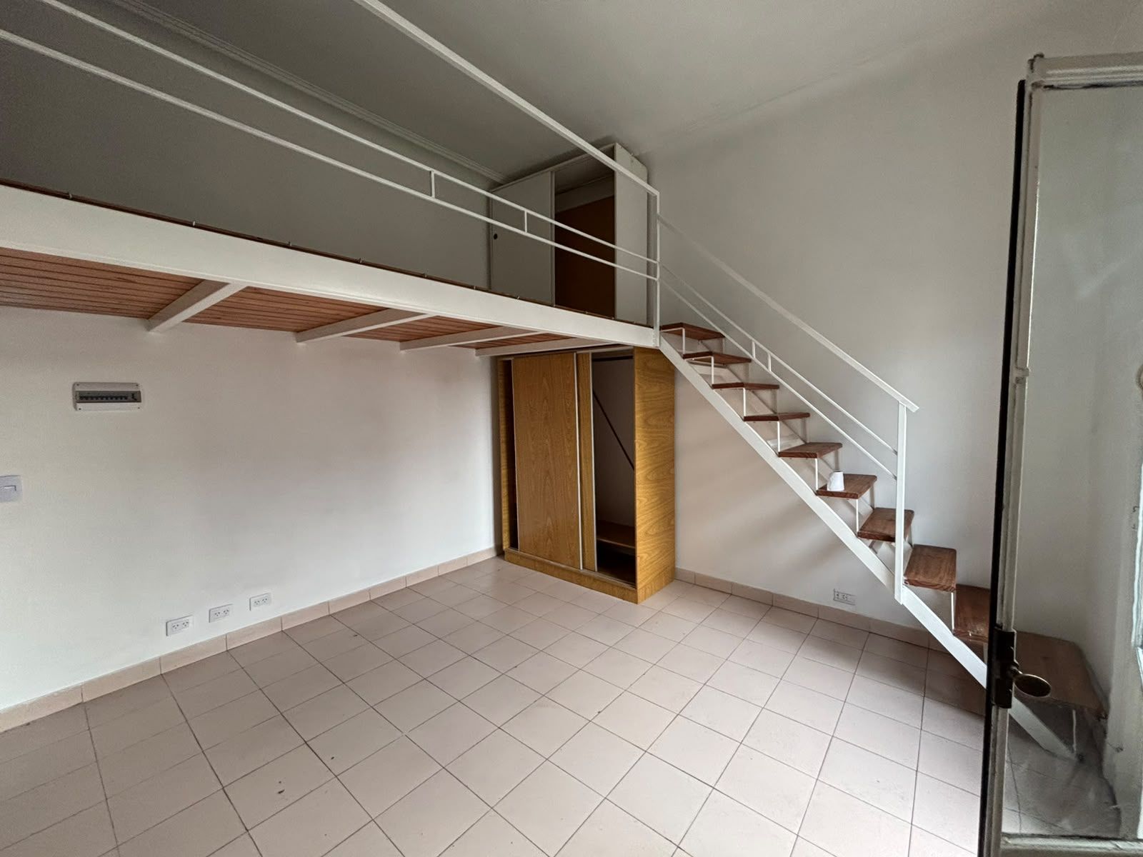 Departamento Monoambiente con Entrepiso en Balvanera — foto 5