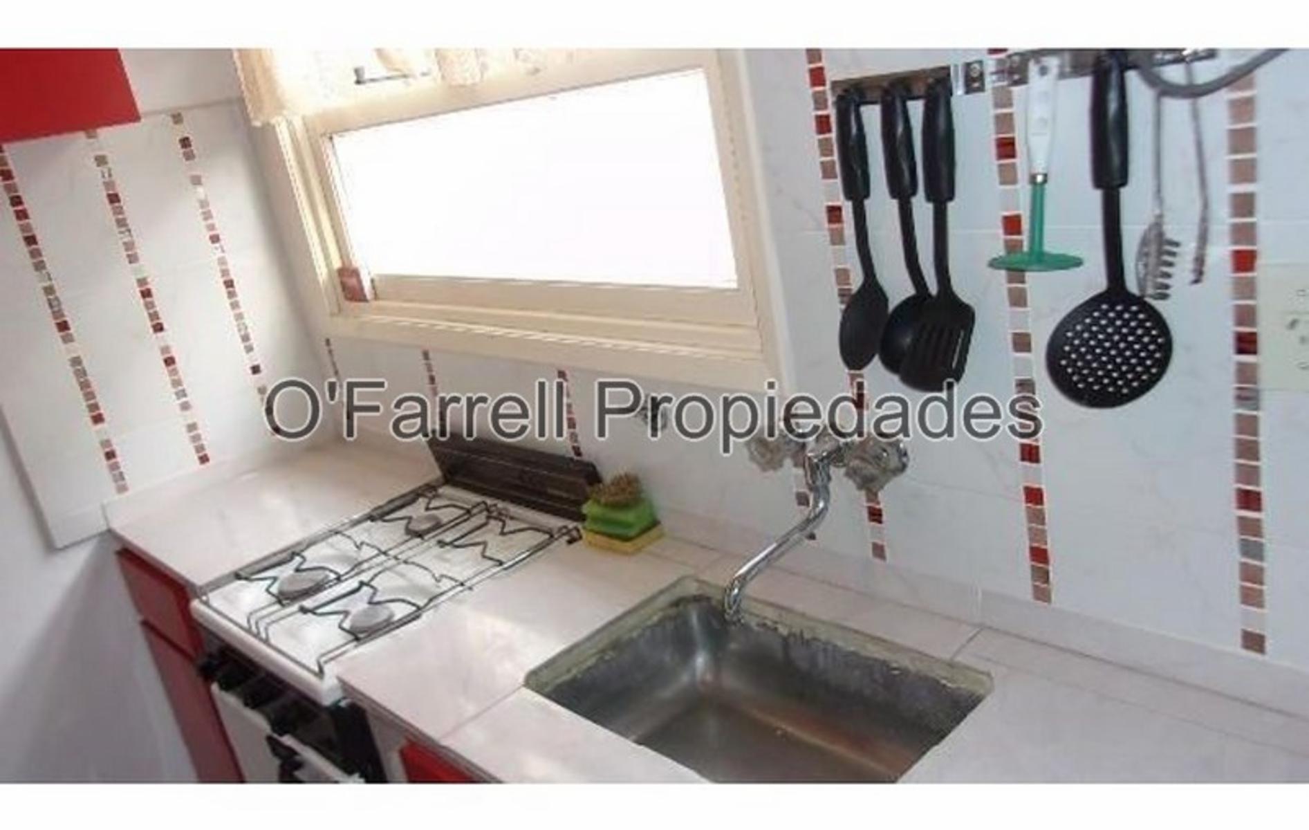 (VENTA 52) Calle 14 e/ 9 y 11 - Miramar. Departamento en Venta.