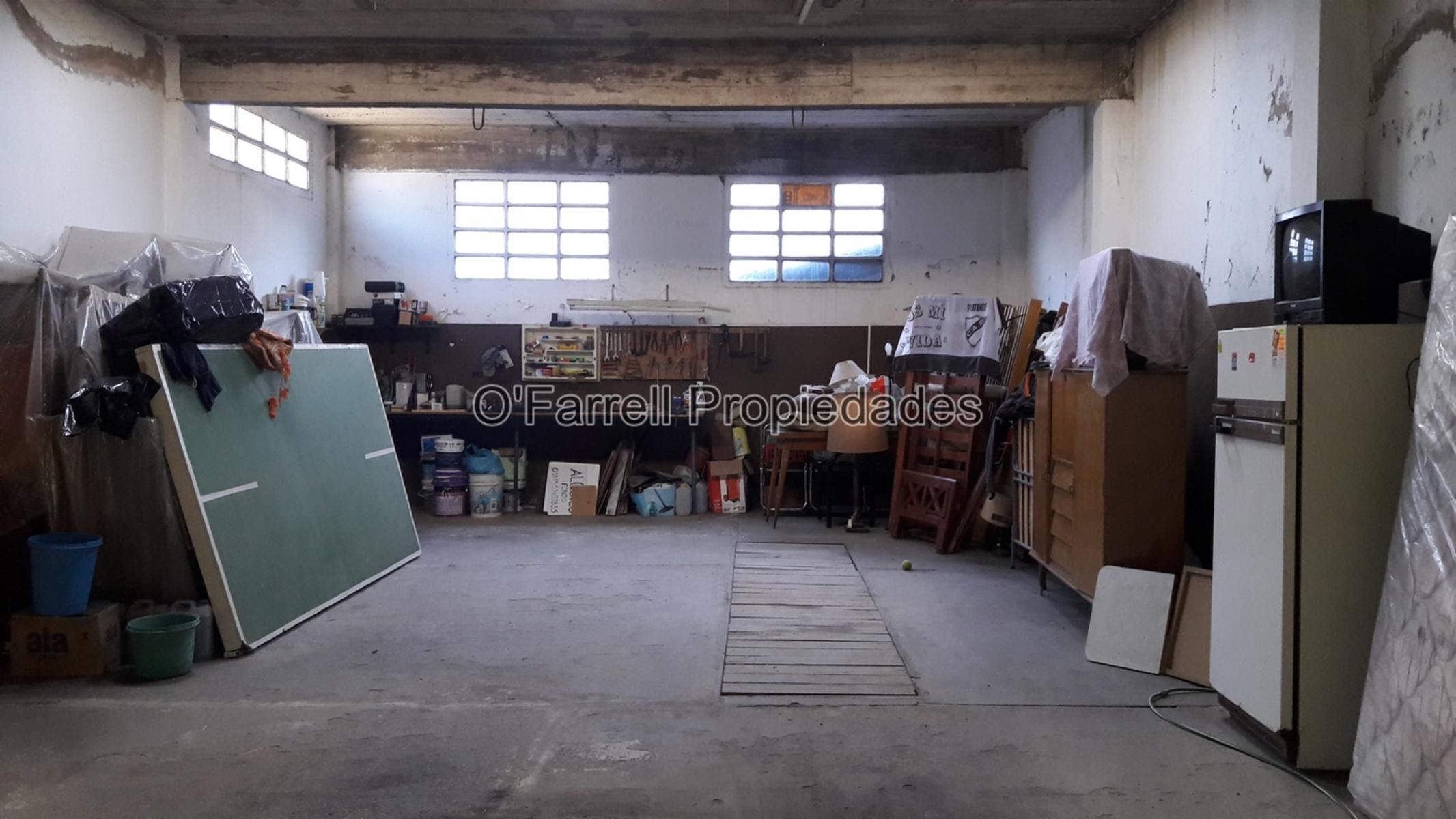 (VENTA 193) Calle 54. esq. Mitre (23) - Miramar. Galpón en Venta. - 2