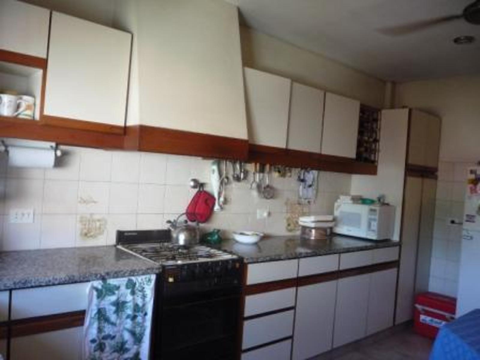 DOS DEPARTAMENTOS EN BLOCK EN PARQUE JOHNSTON. EXCELENTES JUNTOS COMO UNA SOLA VIVIENDA O SEPARADOS. — foto 4
