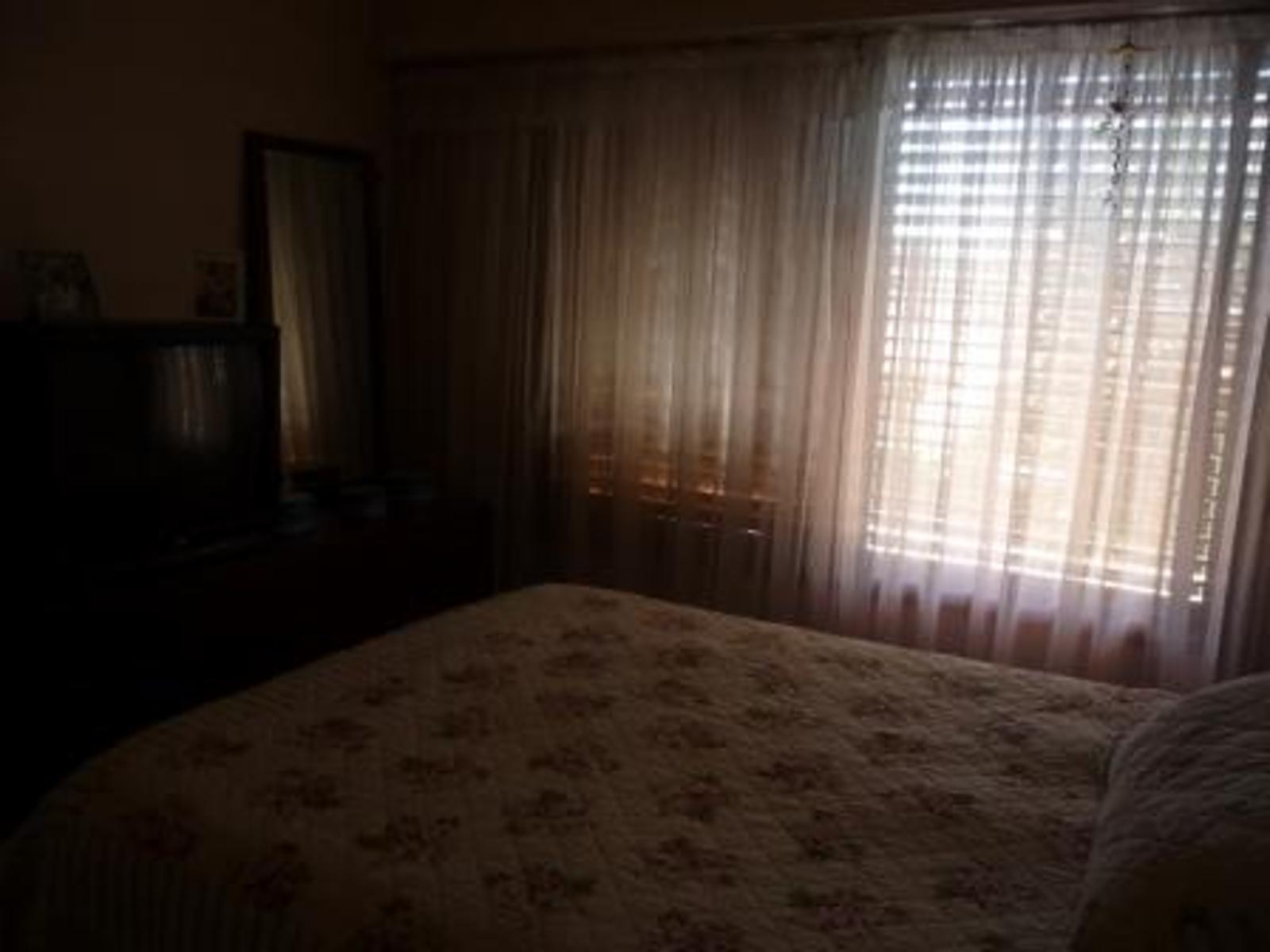 DOS DEPARTAMENTOS EN BLOCK EN PARQUE JOHNSTON. EXCELENTES JUNTOS COMO UNA SOLA VIVIENDA O SEPARADOS. — foto 6